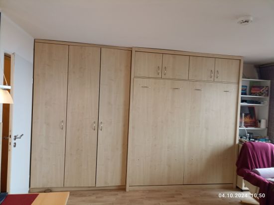 Schrankbett